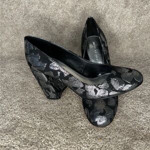 Marc Fisher brocade black and silver heels size 5.5